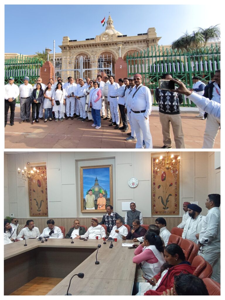 पत्रकारिता की गरिमा और पहचान के लिए एकजुट हुई कलम की ताक़त/ड्रेस कोड अभियान बना पत्रकारों की एकता का प्रतीक/विधान भवन के सामने दिखी चौथे स्तंभ की संगठित चेतना