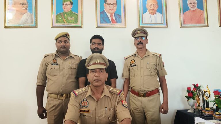 थाना नगर पुलिस व एण्टी थेफ्ट टीम की संयुक्त कार्यवाही में 01 चोर को दो अदद मोटर साइकिल बरामद किया गिरफ्तार