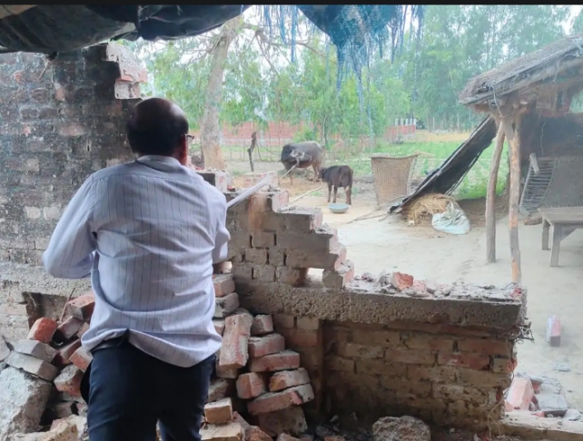 सीतापुर में राजस्व टीम पर हमला, तीन नामजद के खिलाफ केस दर्ज