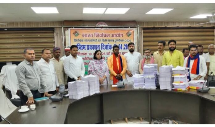 As per the instructions of the Election Commission of India, the final voter list was released in Basti on April 10.