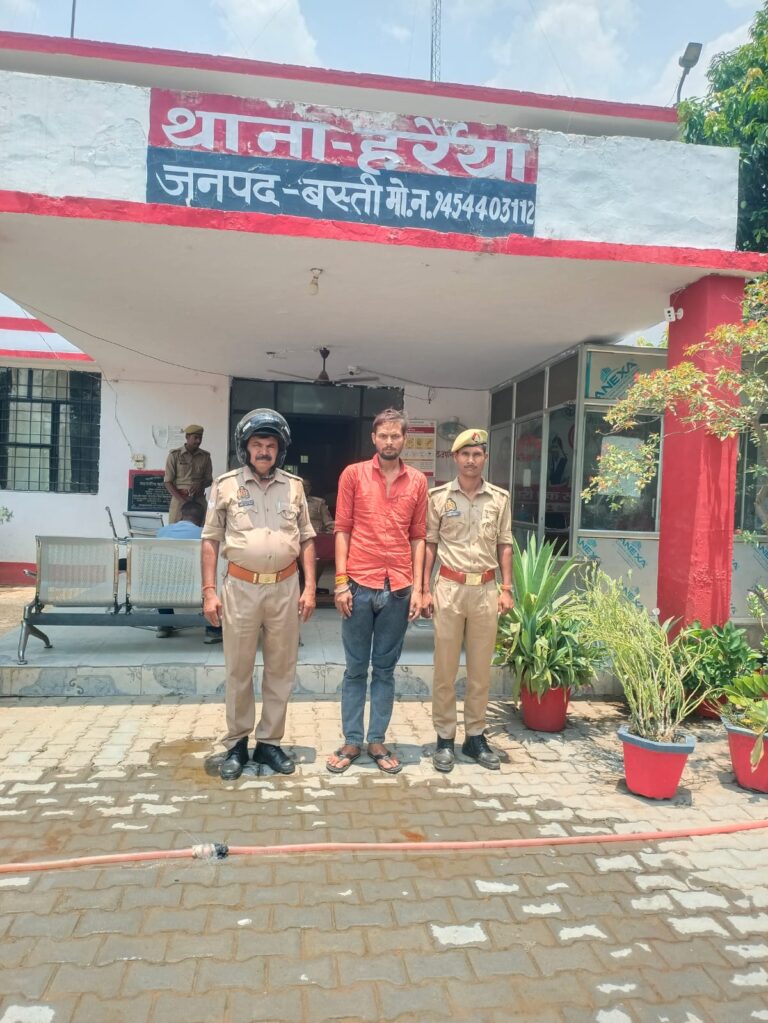 जियो टावर पर चढ़कर हंगामा करने वाला युवक गिरफ्तार, पुलिस ने दर्ज किया मुकदमा
