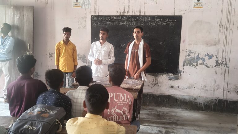 तंबौर के सभी इंटर कॉलेज में की गई बैठक और उसमें शिक्षा सुधार पर चर्चा की गई और एनसीईआरटी बुक लागू करने को कहा गया