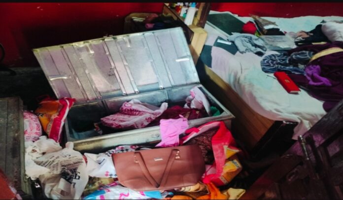 Jewellery, laptop and cash worth lakhs stolen from house in broad daylight, villagers in panic