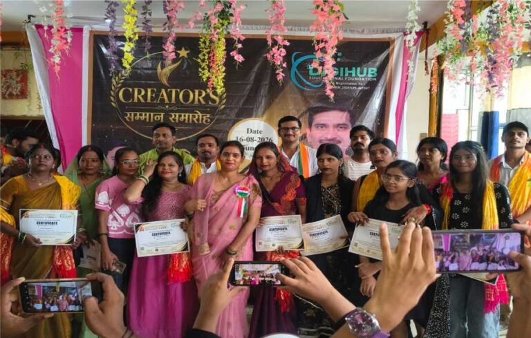 Digital talents honored in Barabanki, grand Creator Award ceremony held in Fatehpur